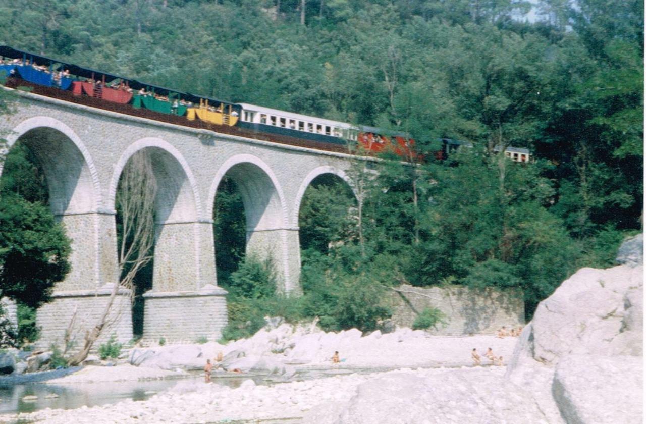 Retour Aux Sources Sauve Exterior foto